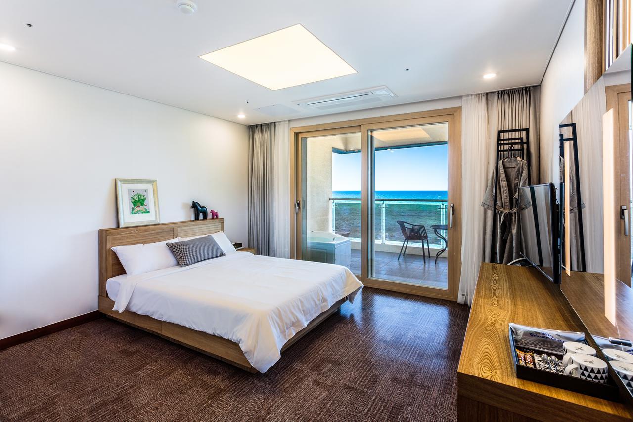 Deluxe Double Room with Sea View