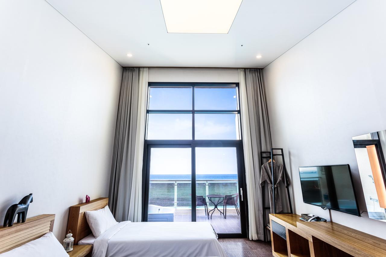 Deluxe Twin Room Sea View